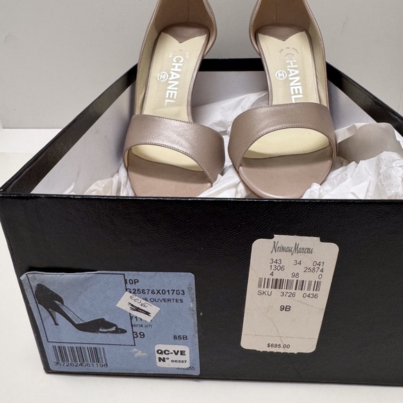 Genuine Chanel heels - taupe size 39/ 9B - Picture 8 of 12
